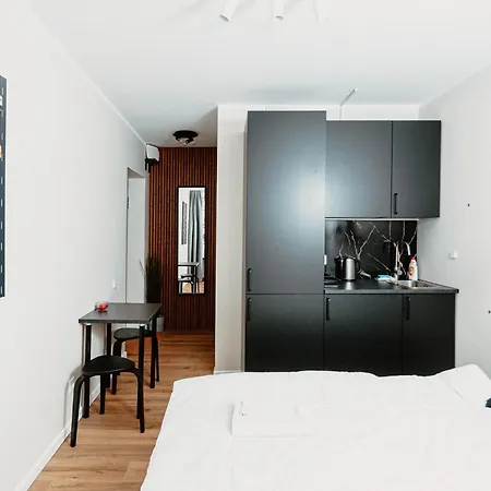 Cosy Apt. - Near Old Town Apartment