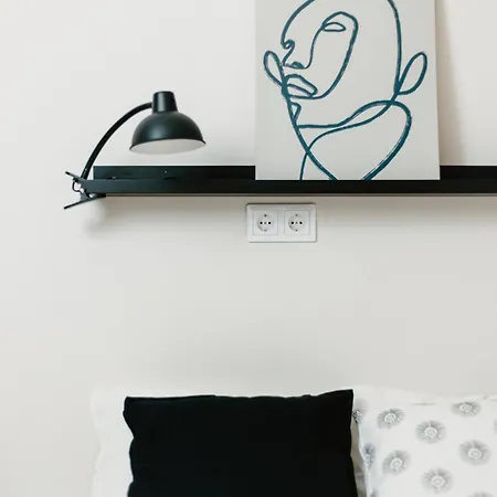 Lägenhet Cosy Apt. - Near Old Town