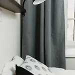 شقة Cosy Apt. - Near Old Town